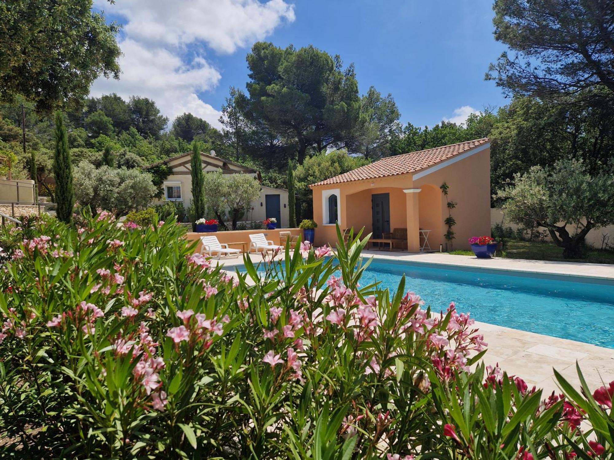 Vila La Cigaliere LʼIsle-sur-la-Sorgue Exteriér fotografie